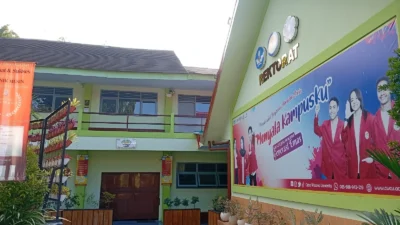 Fakultas Hukum Universitas Kristen Cipta Wacana - baru