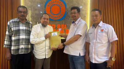H. Baharudin Resmi Ambil Formulir Calon Ketua REI Kalbar 2025–2028, Siap Wujudkan Organisasi yang Lebih Kolaboratif dan Adaptif