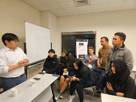 Wawasan Strategi Bisnis Lintas 3 Negara dari Asia Business Case (ABC) Program 2025 2