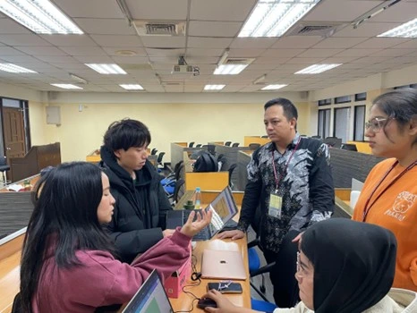 Wawasan Strategi Bisnis Lintas 3 Negara dari Asia Business Case (ABC) Program 2025 3