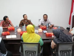 Koordinasi dengan KPU, Bawaslu Pontianak Soroti Pemutakhiran Data Parpol